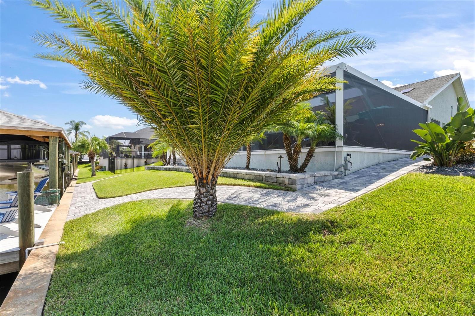 6 Colony Court