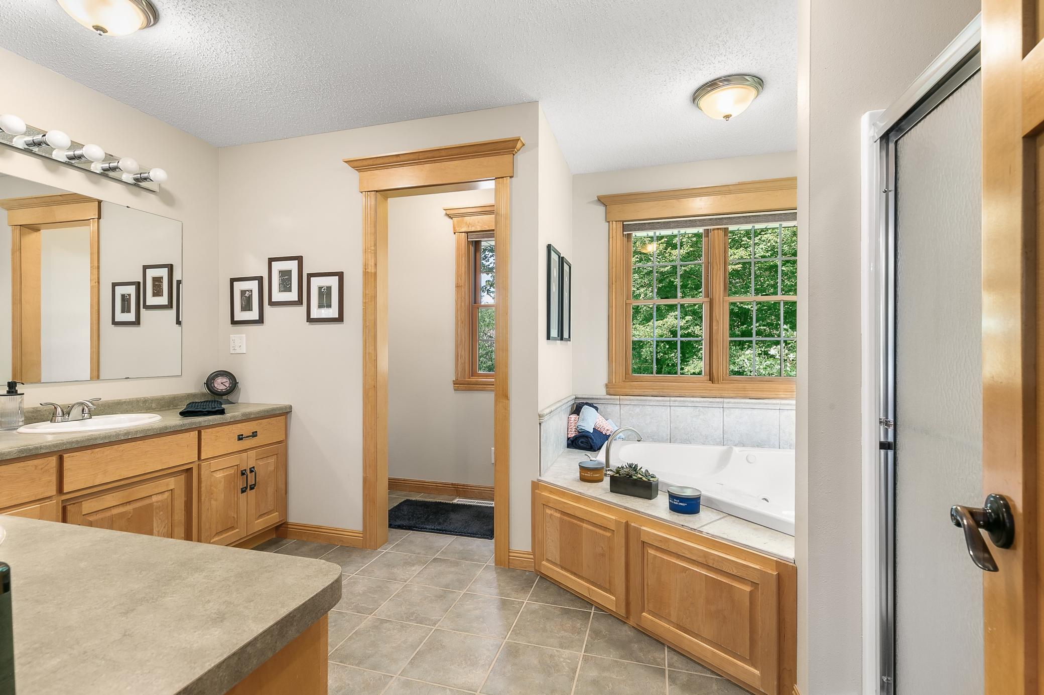 1301 Pondview Lane