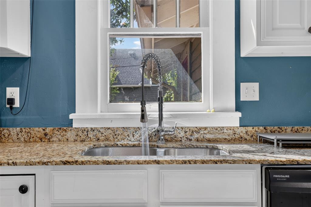 1216 NW 39th Street