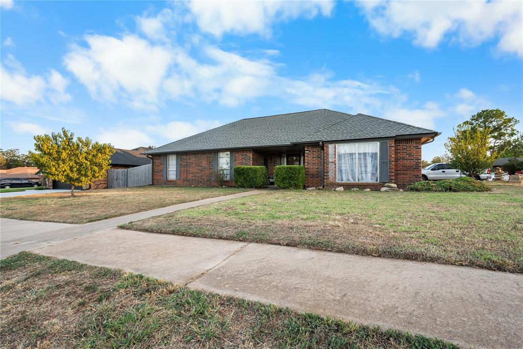 Welcome to 1816 N Lincoln Avenue in Moore! This 3-bedroom, 2-bathroom home offers approximately 1,700 square feet of living space with a functional layout and plenty of possibilities. The roof is just one year old, providing a recent improvement to the property. Outside, you’ll find fruit trees in the front yard, adding natural charm and the opportunity to enjoy homegrown fruit. A backyard storage shed provides additional space for tools, lawn equipment, and seasonal items. With its combination of indoor living space, outdoor features, included 1 year Guard Home Warranty, and a recently replaced roof, this home is ready for its next chapter. Schedule your showing today!