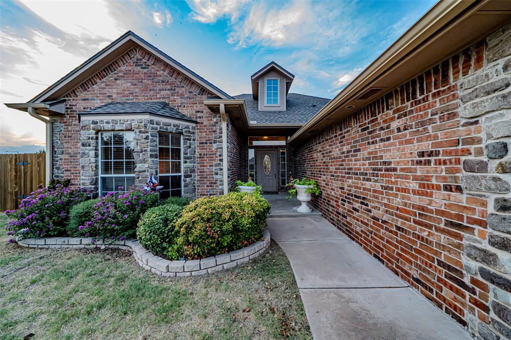 This home will give you all of the warm, comfy feelings that you want in a home. Located in Remington Place Estates in Norman which offers a serene neighborhood. You'll find friendly families, well kept yards and an occasional neighborhood event celebrating the holidays. Location is convenient to I-35 and close to Blanchard and Newcastle. The split floor plan, primary bedroom, bathroom and closet is what many people search for in a home. The spacious living room has windows that allow the beautiful sunlight inside. Step outside, and you’ll discover a backyard designed for enjoying life! Take a dip in the refreshing pool, relax or entertain on the large deck, challenge friends and family to a game of horseshoes, or let your four-legged companions enjoy their own designated pen with a concrete pad. There’s plenty of room to make the most of Oklahoma’s beautiful days and create lasting memories with family and friends.There is a nice 20x20 outbuilding with a garage door in the backyard as well.