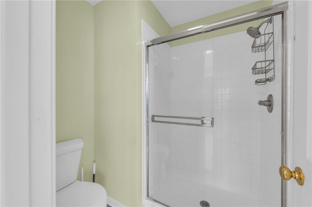 7442 N Sycamore Avenue