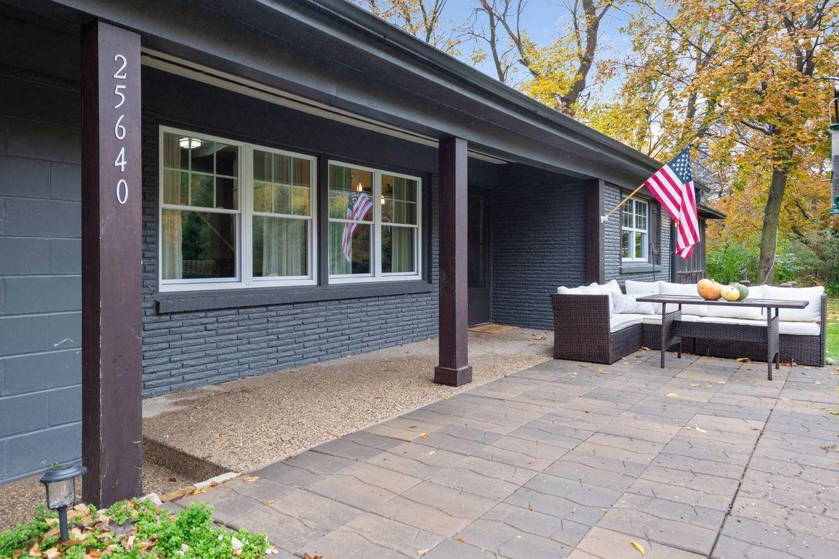 25640 Sunnyvale Lane