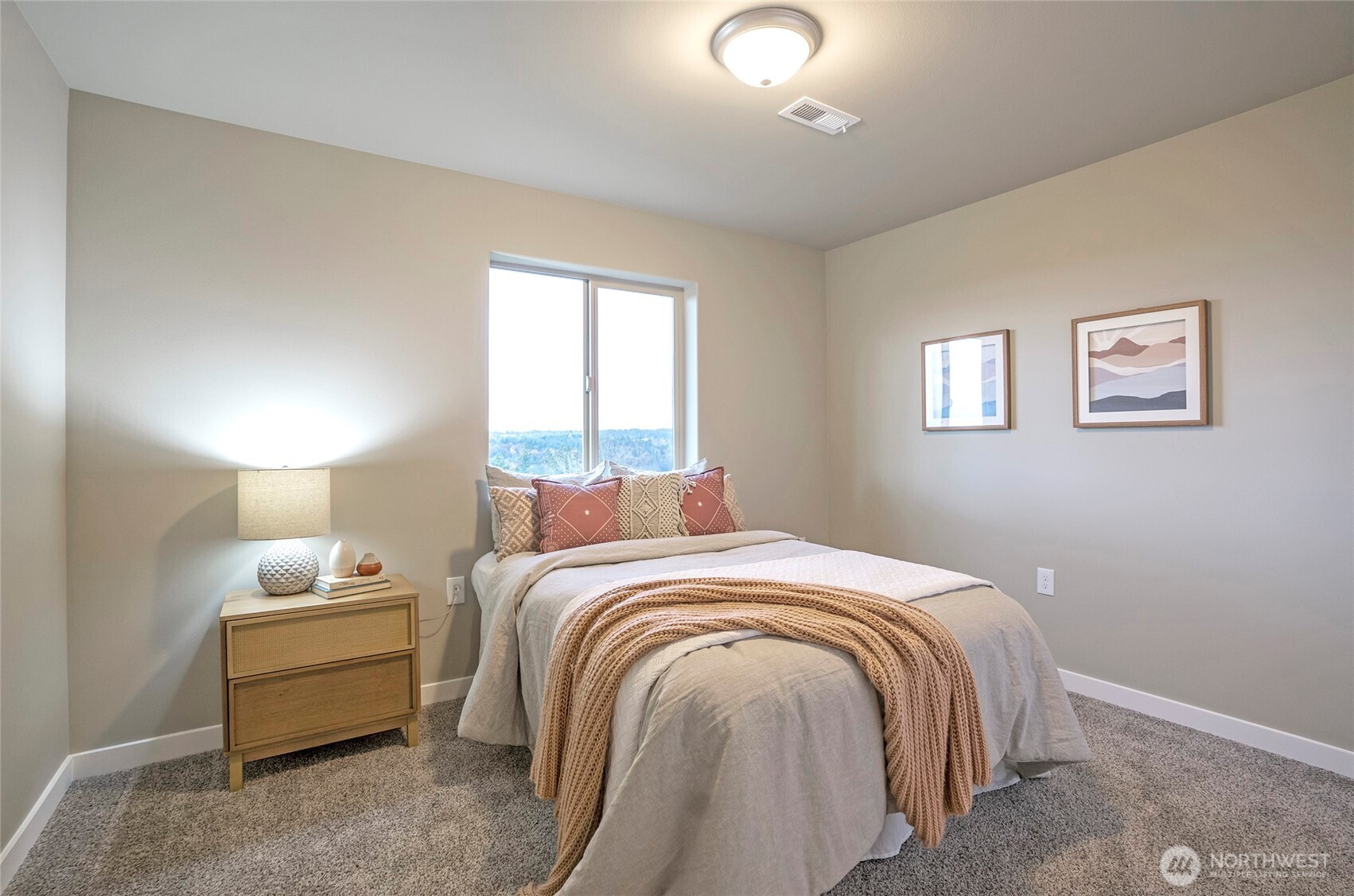 2504 W Echo Bay Drive