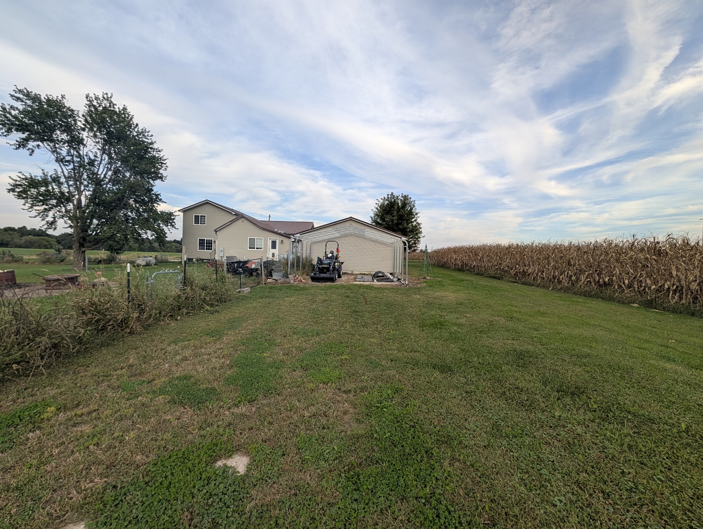 2151 E 1700th Street
