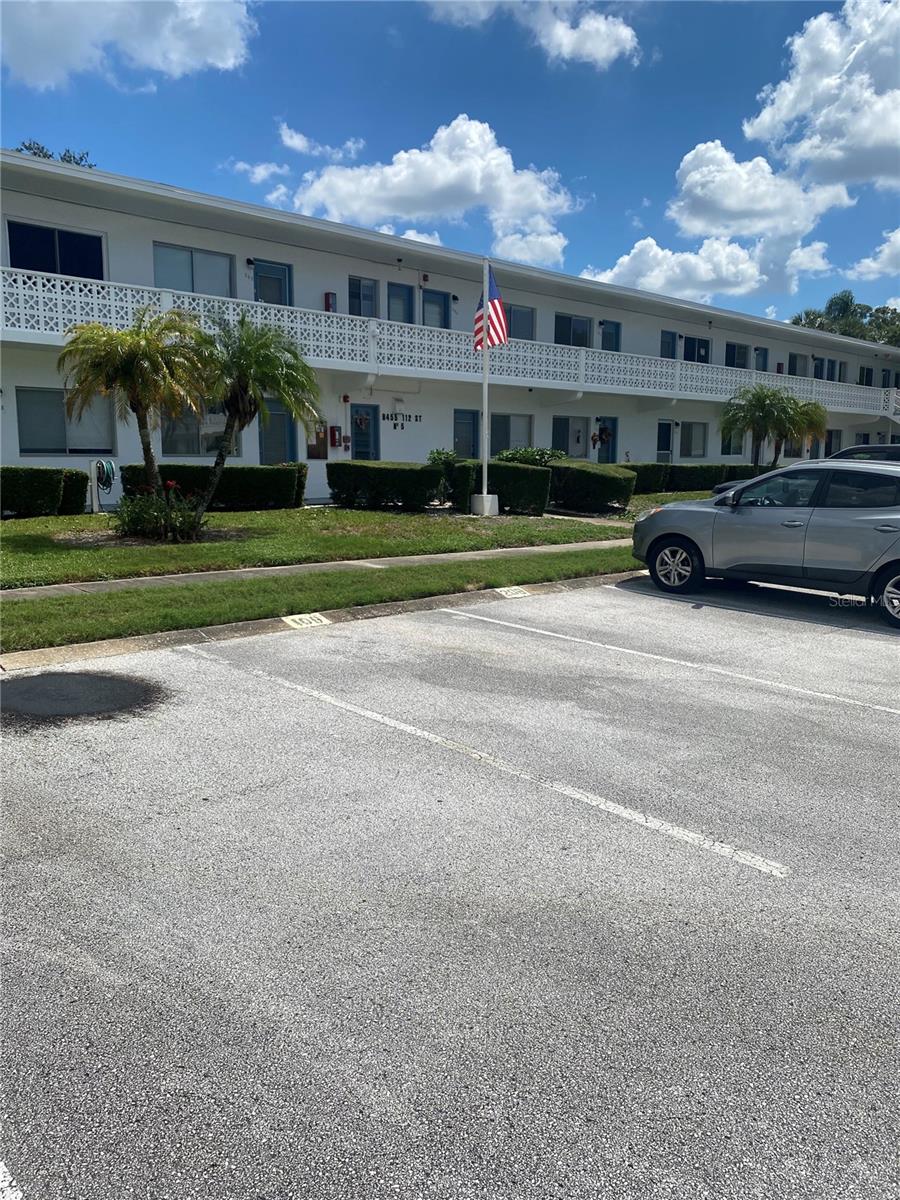 Best location in Seminole Florida. Seminole Gardens 56 acre complex.  Featuring this one bedroom deluxe unit on the ground floor which is fully furnished. Kitchen has new cabinets with tons of storage. A large living room , Large bedroom with a walk in closet. Oversized closet in the hallway. Spacious bathroom with large vanity. Upgraded light gray laminate flooring. Decorated in beachy colors. Closed in porch with an extra bed and large storage closet. Central heat & air. Close to the heated pool and hot tub. Our community is located a few blocks from retail shopping , resturants and a movie theater. We have a small bus that operates 5 days a week for folks who do not drive anymore. 4 miles to Redington Beach. Close to two major airports. Call today to schedule your appointment. Priced to sell.