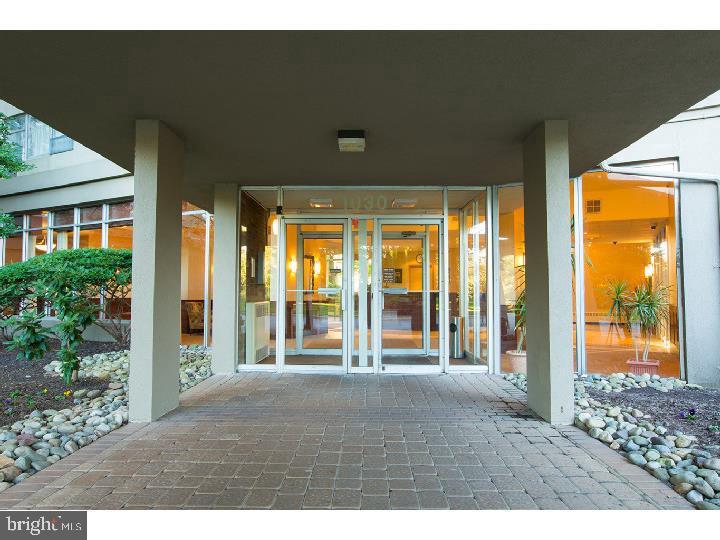 Bright & Light 1 Bedroom on the fourth floor of the Radnor House.  Eat-in-Kitchen, dining area, living room, bedroom, hall bath. Gorgeous hardwood floors. Refrigerator, gas stove, DW, A/C wall units, , coin-op laundry on lower level, on-site maintenance, large off-street parking lot, Indoor Garage available (extra cost).  An extra large inground pool, BBQ and picnic area with tables, chairs & umbrellas. Extra storage bin. Locked access with front desk in lobby.  On-site management and maintenance.  Near public-transportation, Town of Bryn Mawr, movie theater, restaurants, markets and shopping. No undergraduates permitted to rent in this building.  Non-smoking building.   Pets allowed on the first three floors ONLY.   Freshly repainted throughout.  Ready for occupancy.