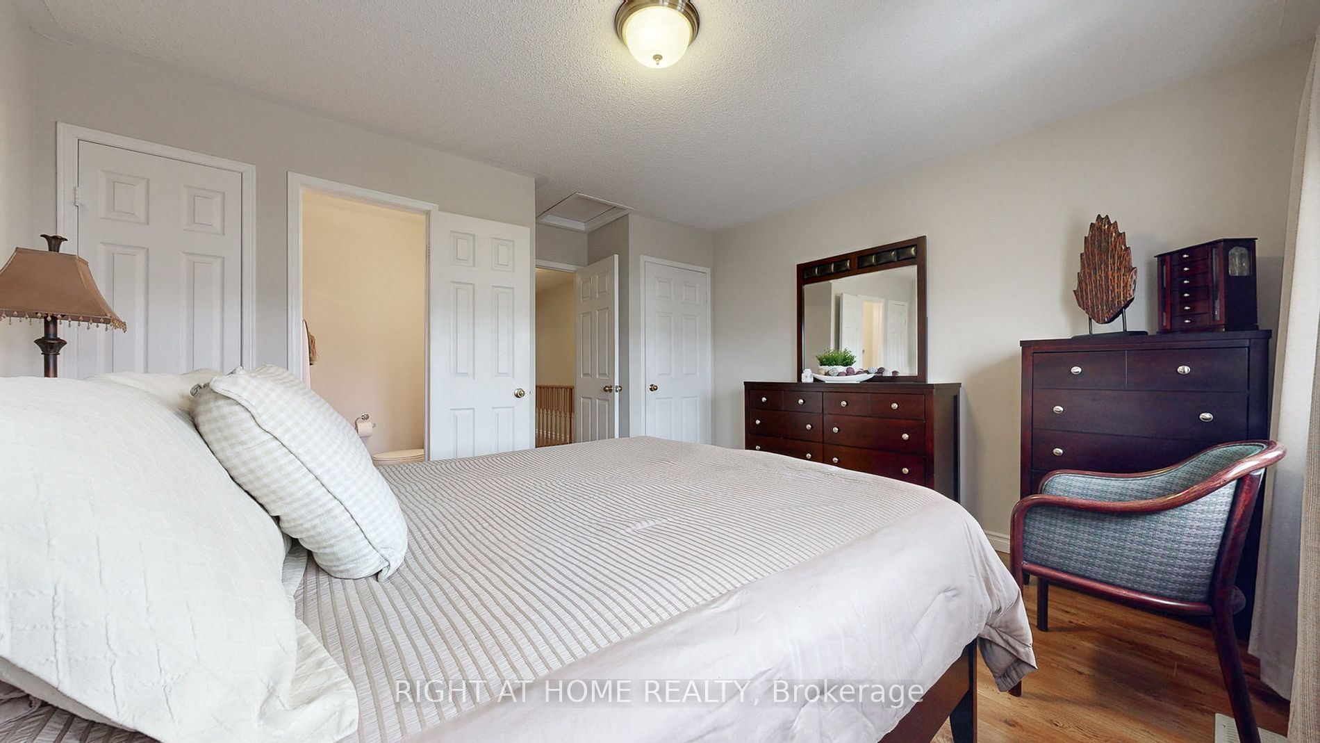 34 Rumi Cres