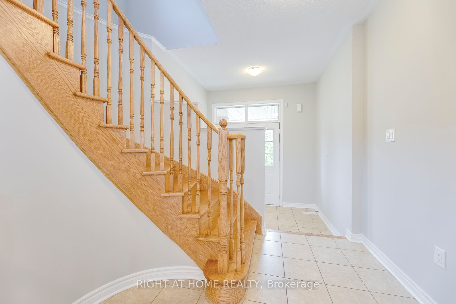 121 Orchardcroft Rd
