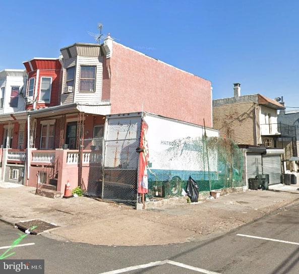 703 WIndiana Ave  
