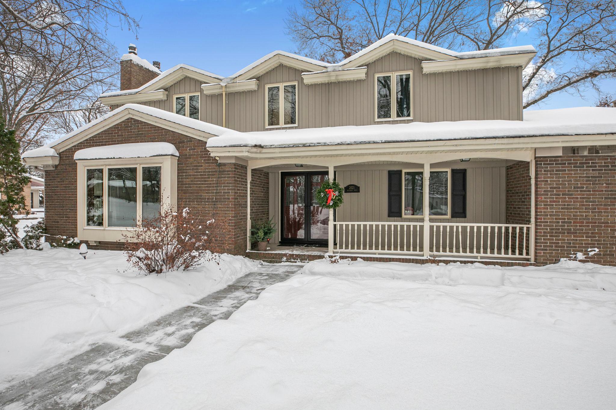 2021 Hillcrest Drive