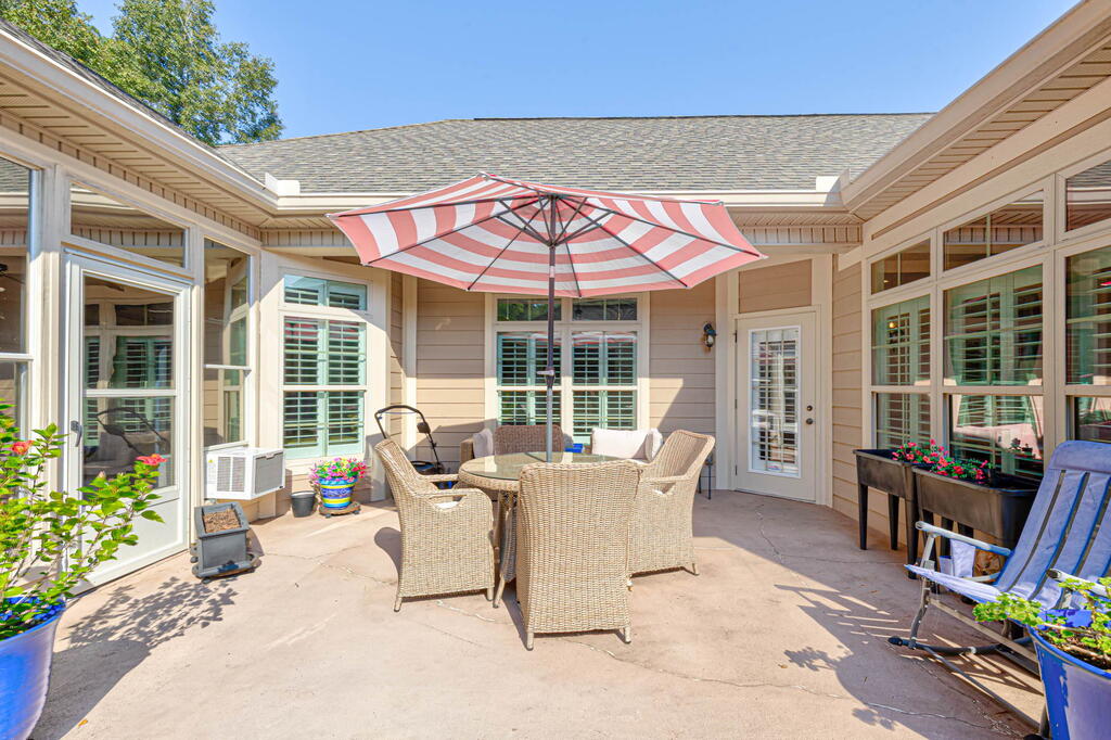 8715 Palazzo Place