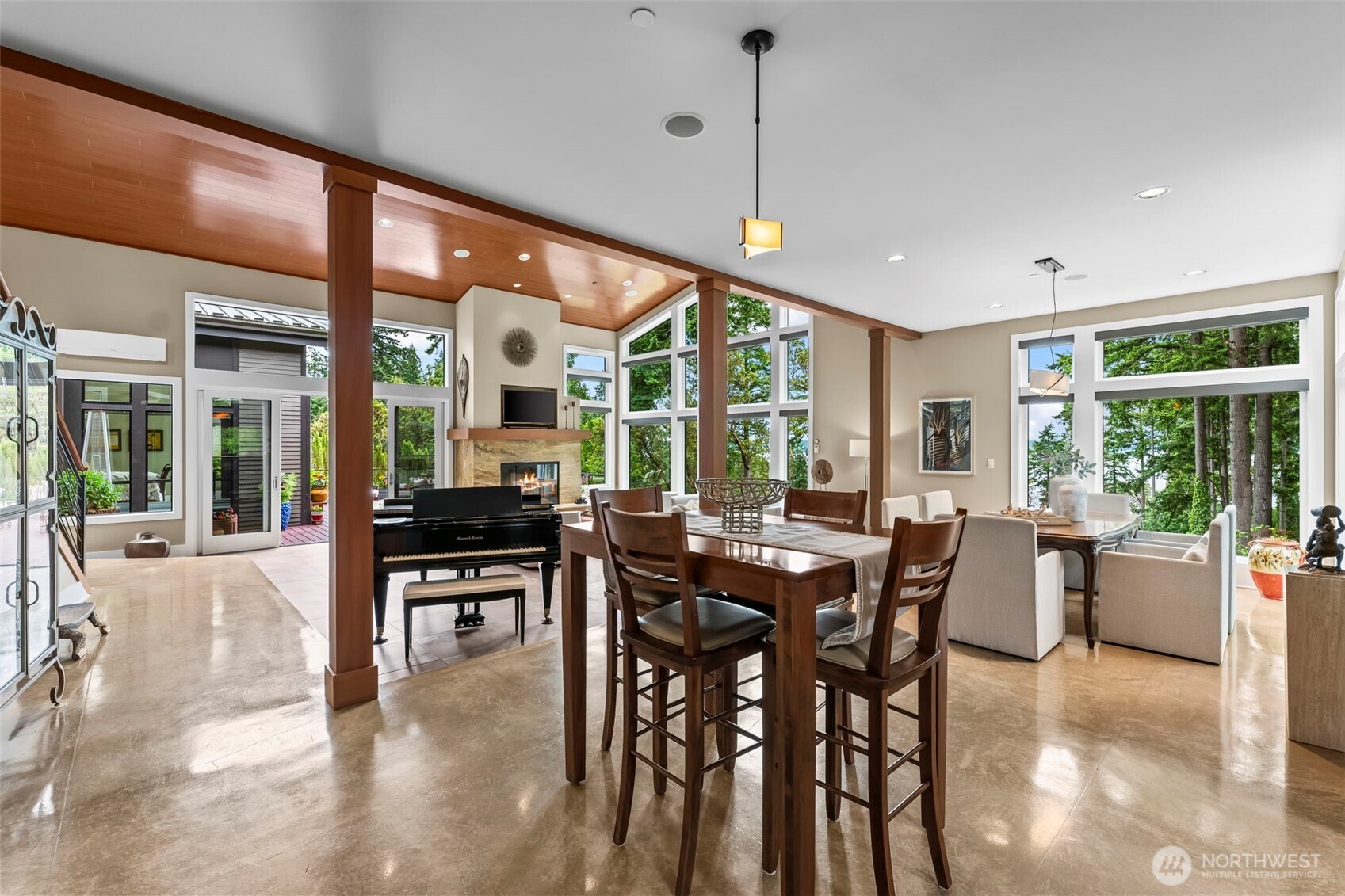 182 Island Boulevard