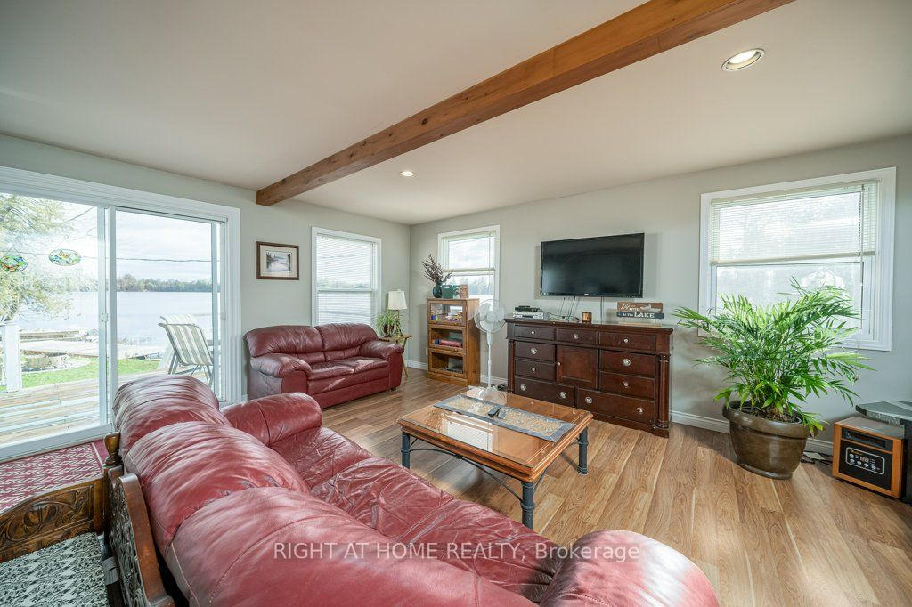 82 North Beaver Lake Rd