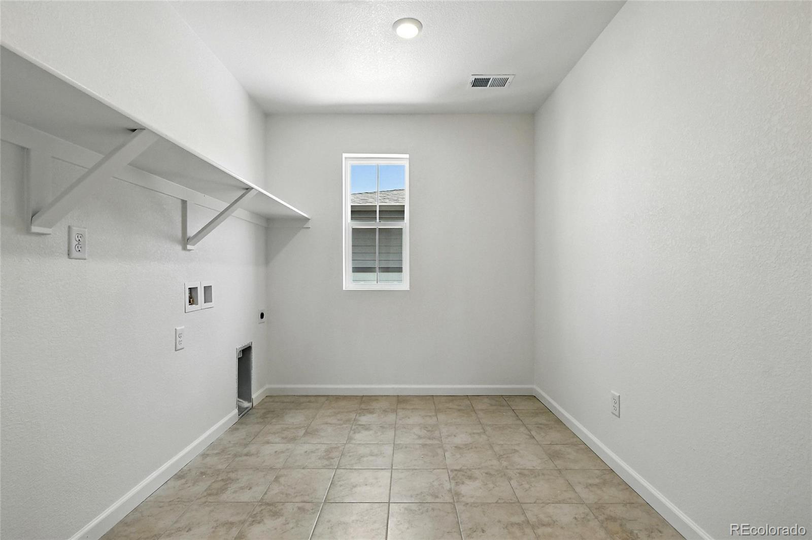 8836 Whiteclover Street