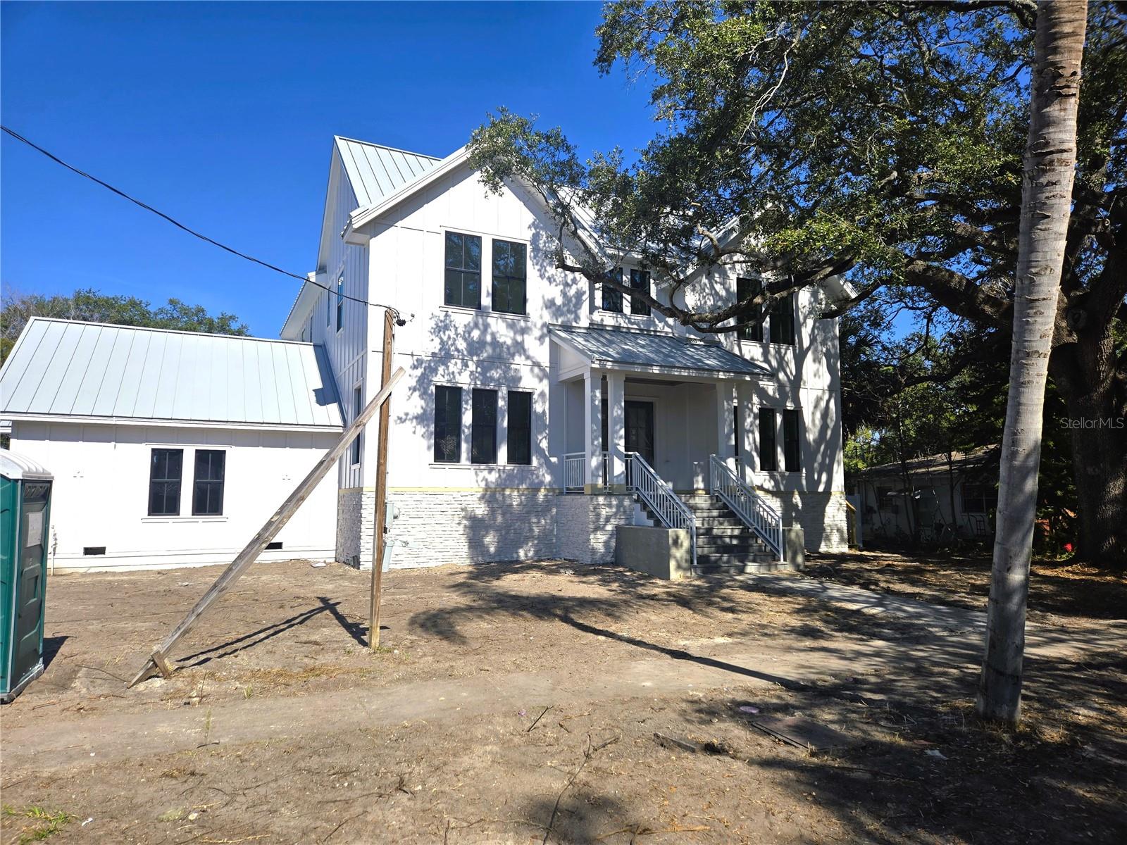 515 Bosphorous Avenue