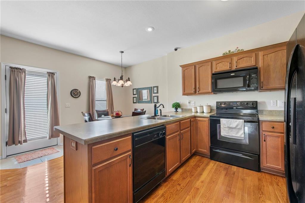 9431 N Granby Avenue