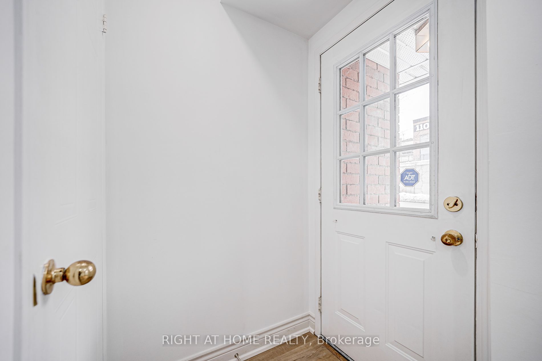 101 Weston Rd