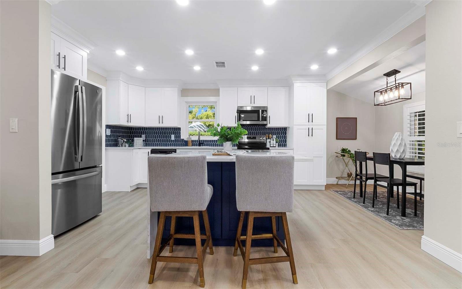 11201 Hidden Valley Drive