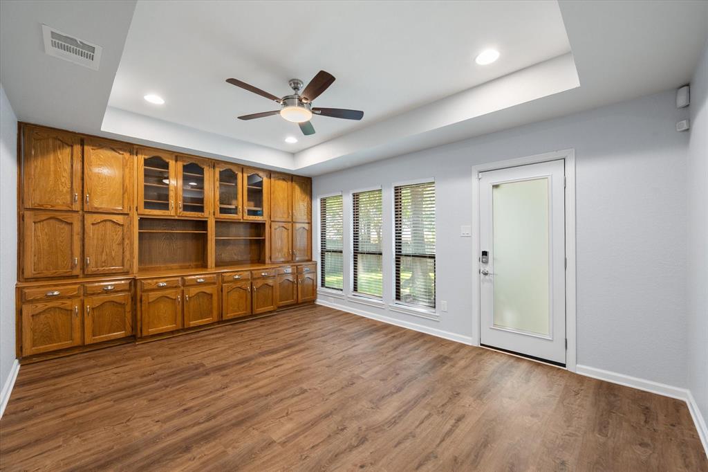 2206 Sand Creek Court