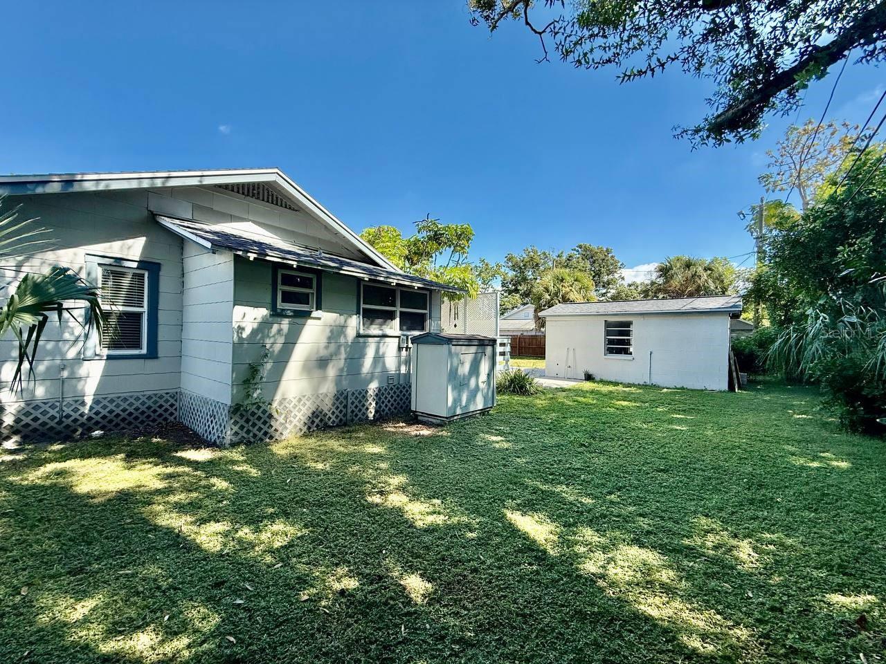 2120 46th Av N