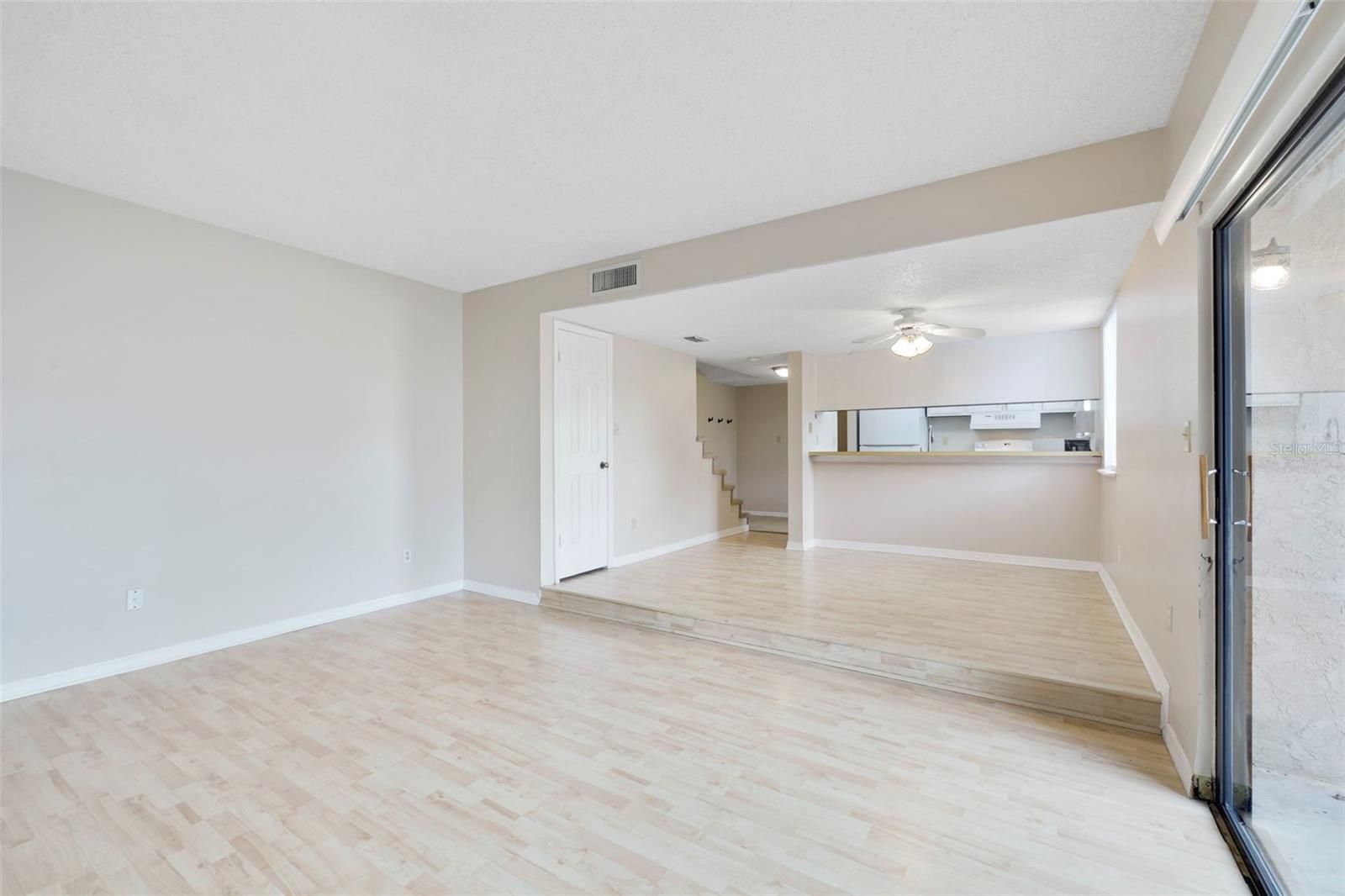 1412 Oak Place J
