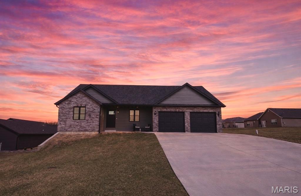 9019 Idell Creek Lane