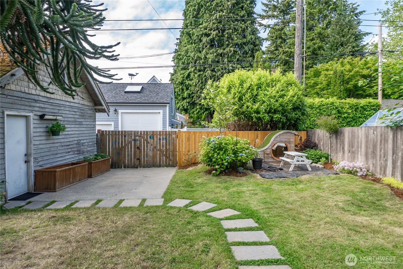 3105 N 26th Street