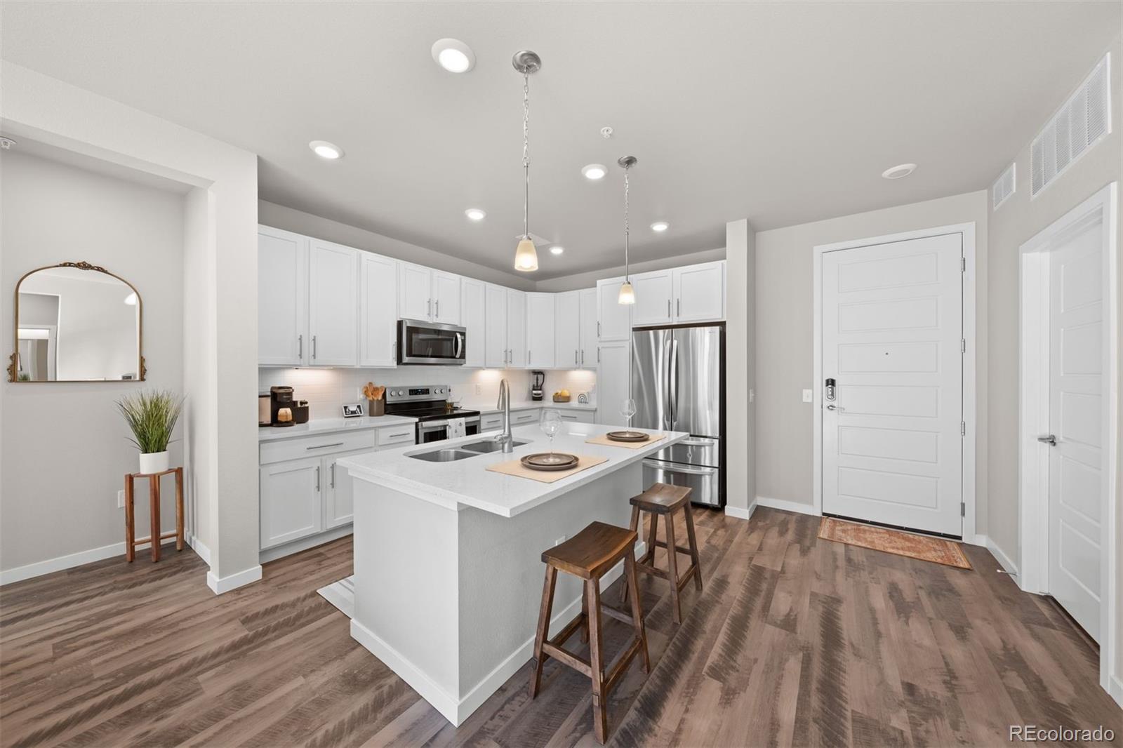 400 E Fremont Place 204