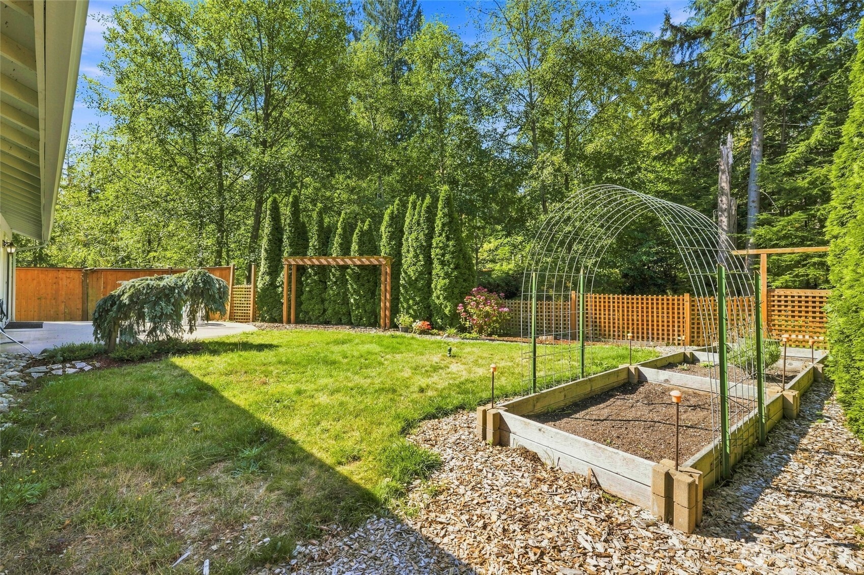 1666 Vine Maple Lane