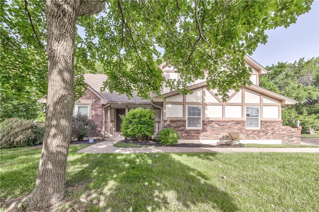 529 SW Windmill Lane