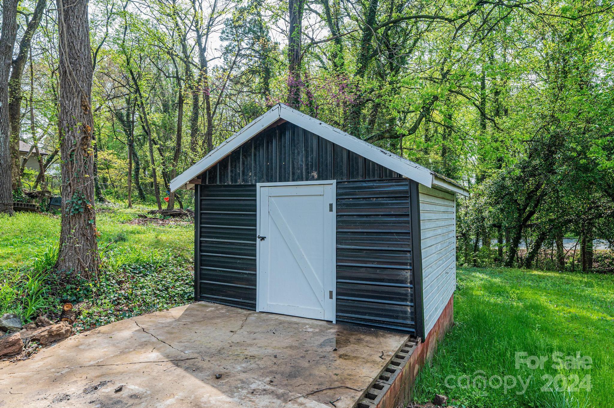 332 2nd Street Place SE