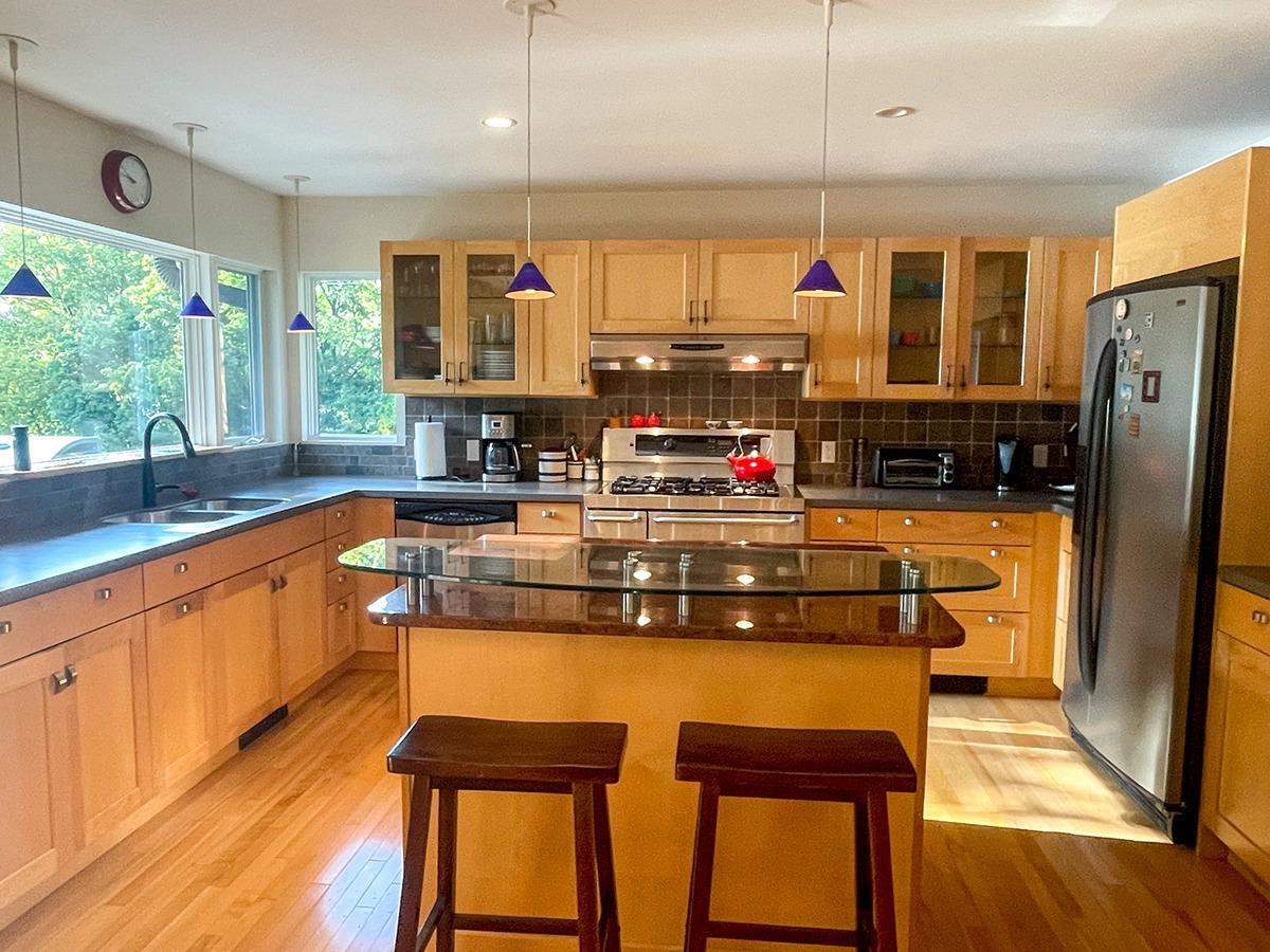 615 LANSING STATION Road