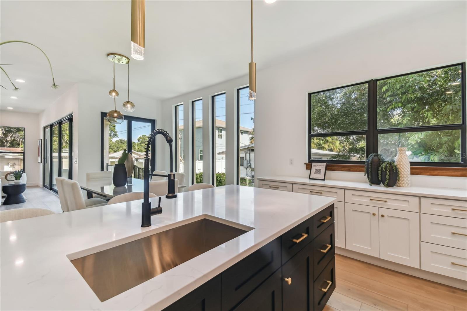 4717 W Oklahoma Avenue