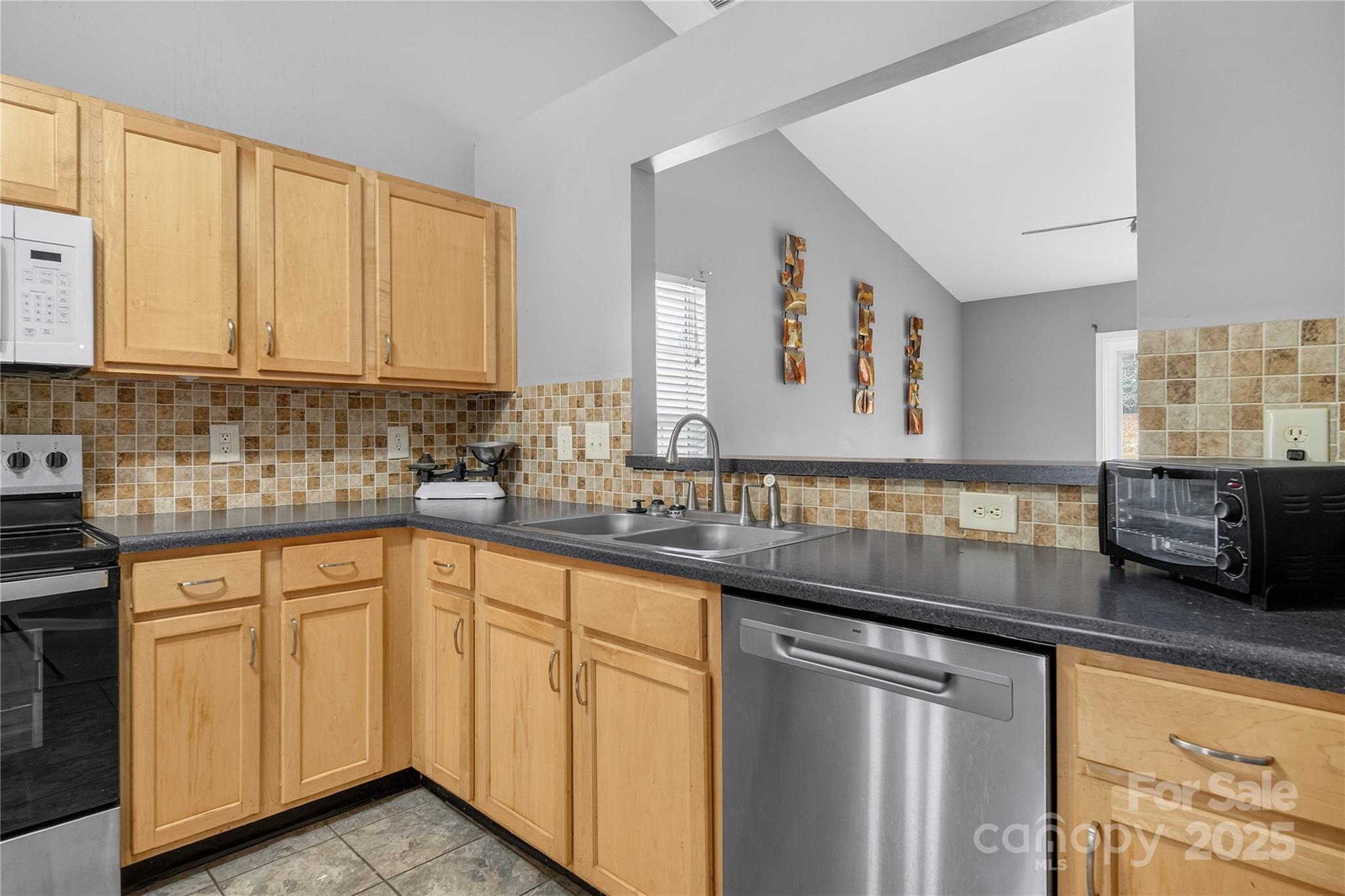 3219 Alderpoint Lane