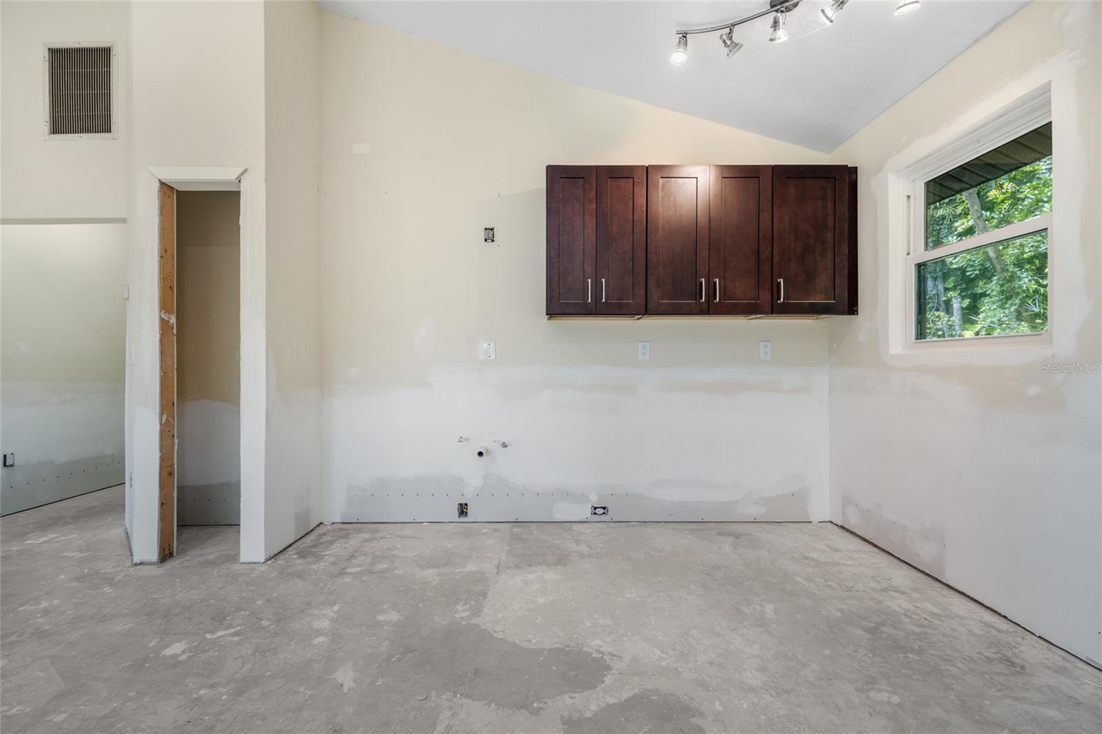 7280 Pelas Circle