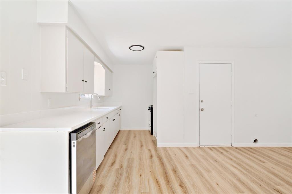 351 NE 6th
