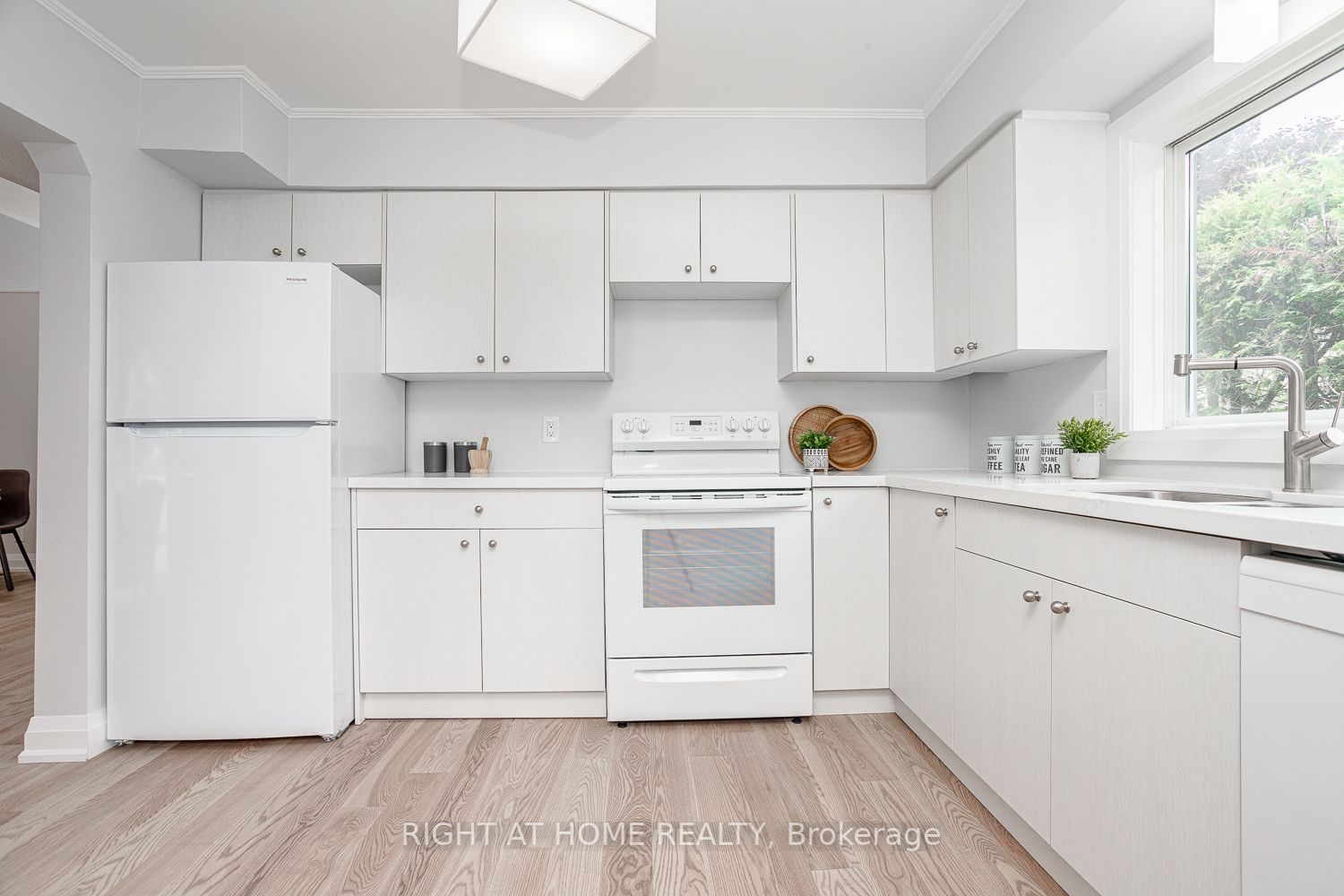 13 Mcgill Dr