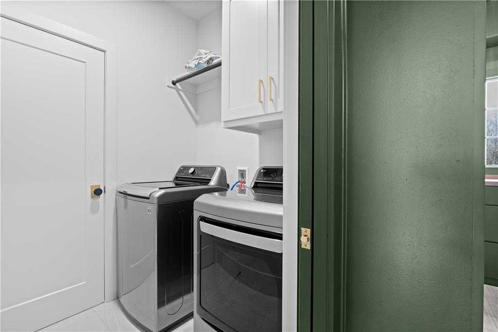 4 Broken Arrow Court