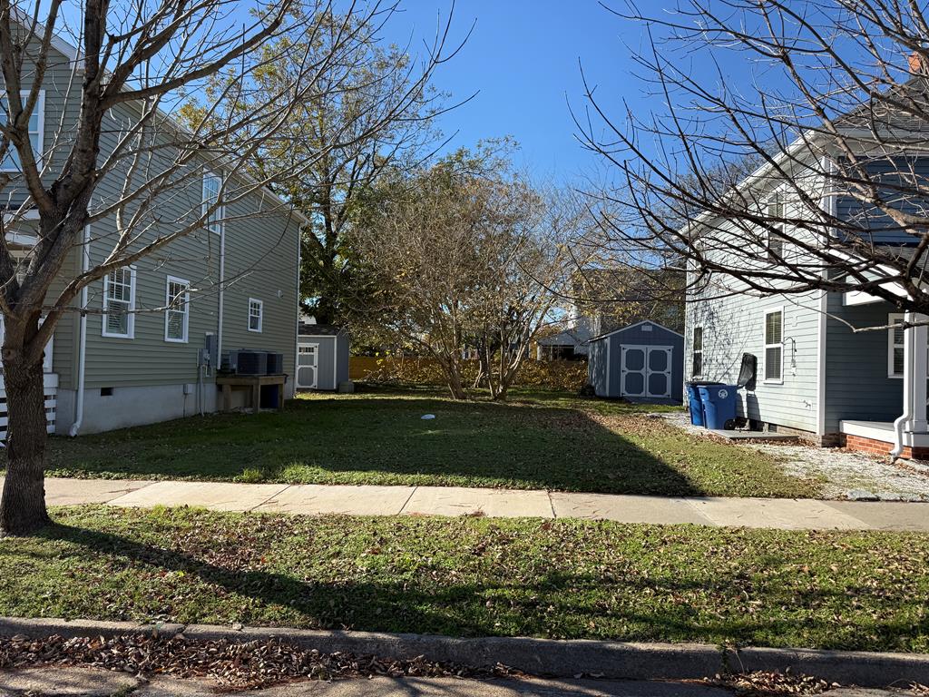 Rare find! Cape Charles historic district homesite 4 blocks to the beach and just around the corner from the town park with Tennis, Pickleball and lovely children's play ground. Enjoy summer concerts at the park on Saturday evenings. All house plans must be approved by town of Cape Charles Historic Review Board. Tap fee must be paid to American Water in order to build,