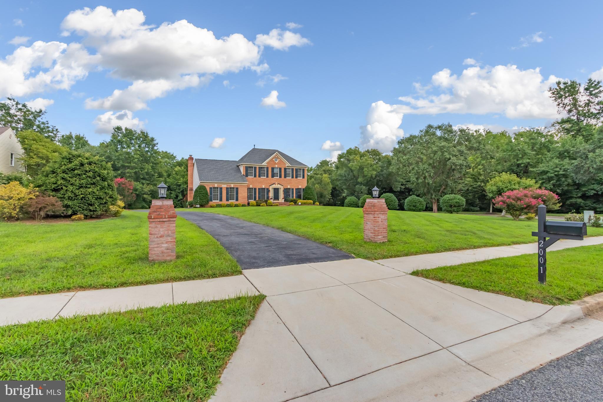 2001 Clearwood Drive