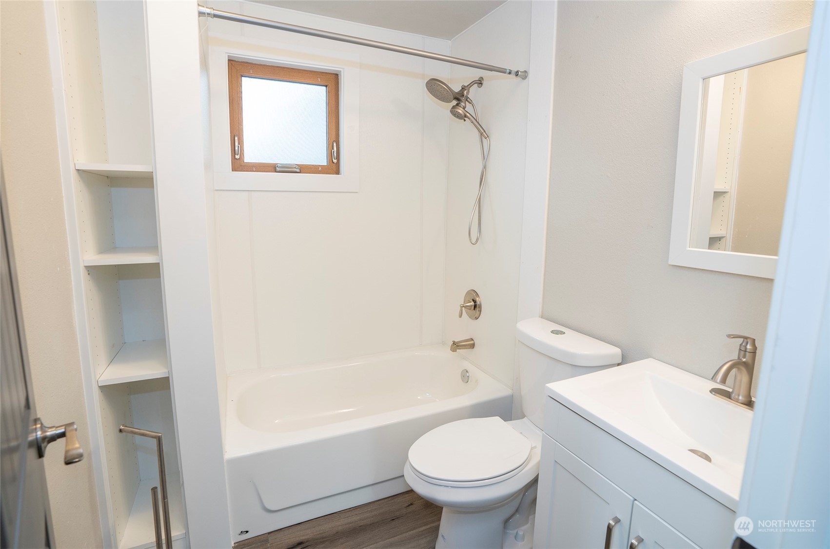 1017 E 59th