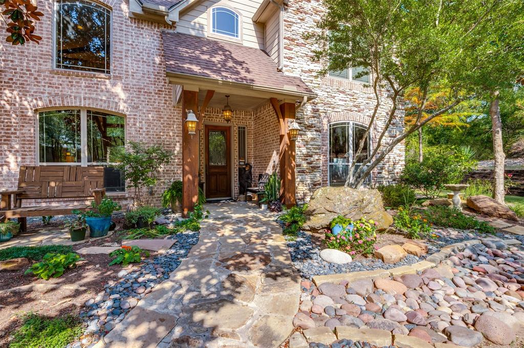 2403 Amberleaf Court