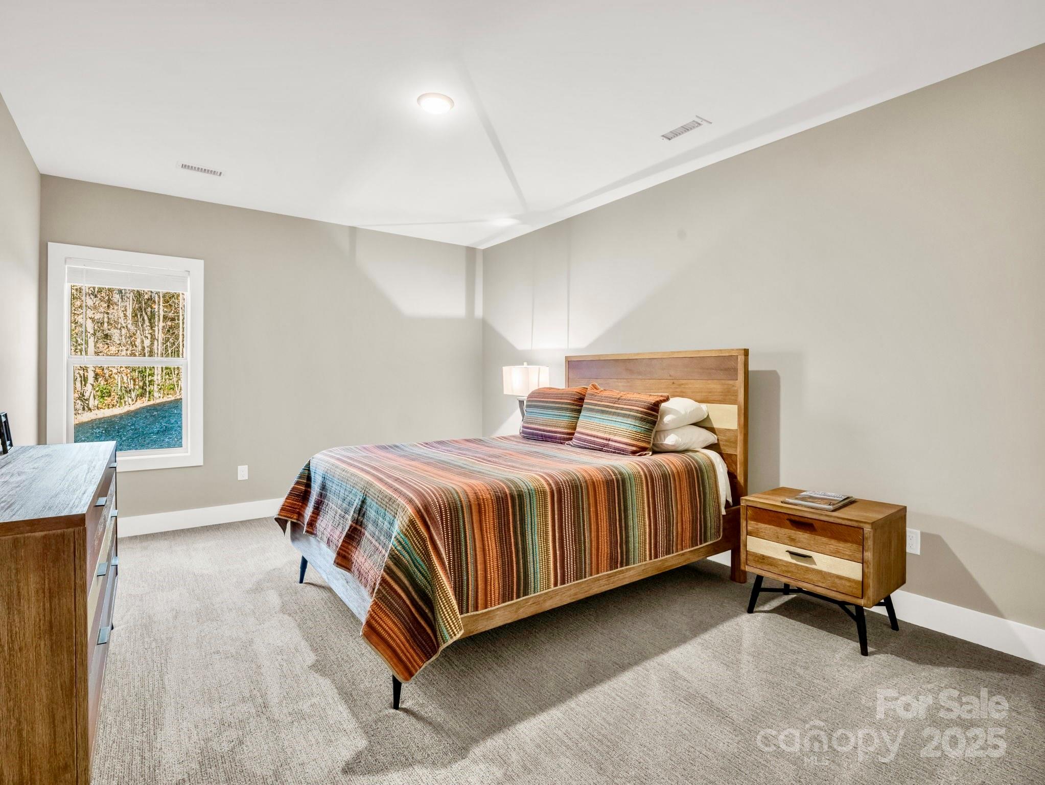 5588 Table View Lane