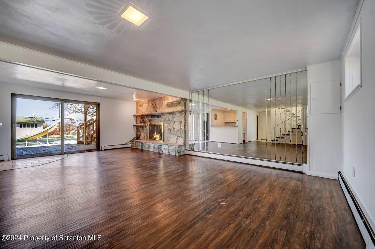 437 Jessup Avenue