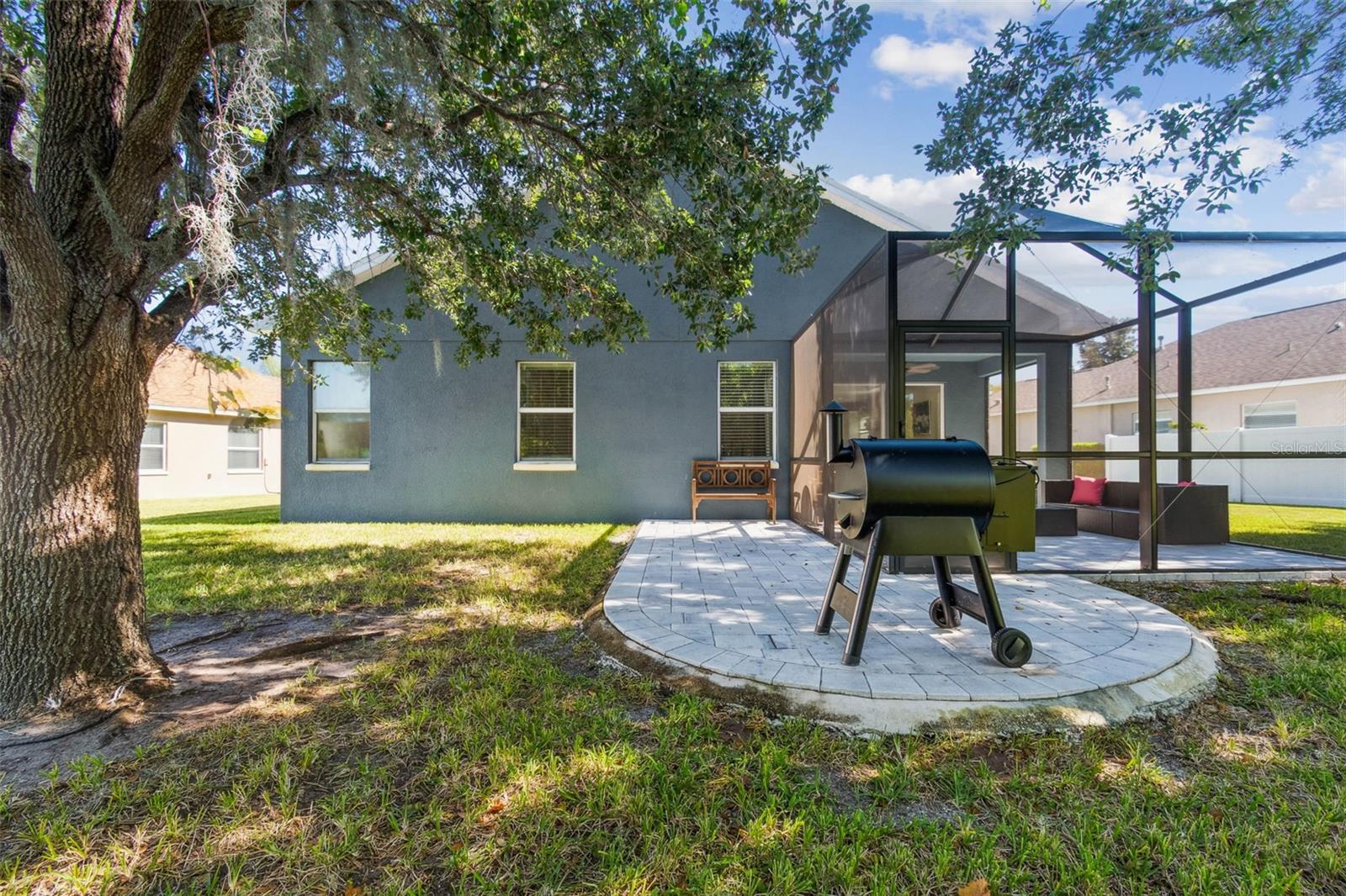 8621 Eagle Brook Drive