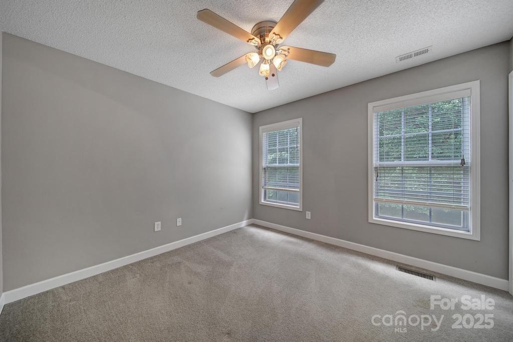 4394 Mountain Creek Road