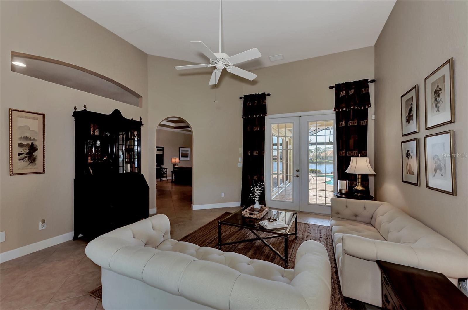 4233 Grosse Pointe Drive