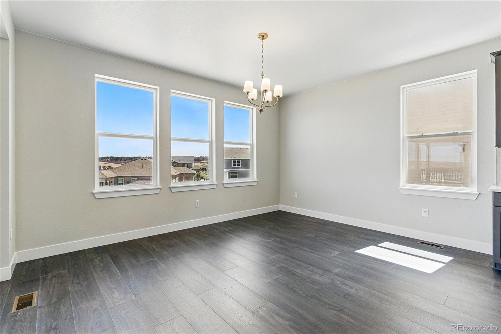 5698 Farrier Point