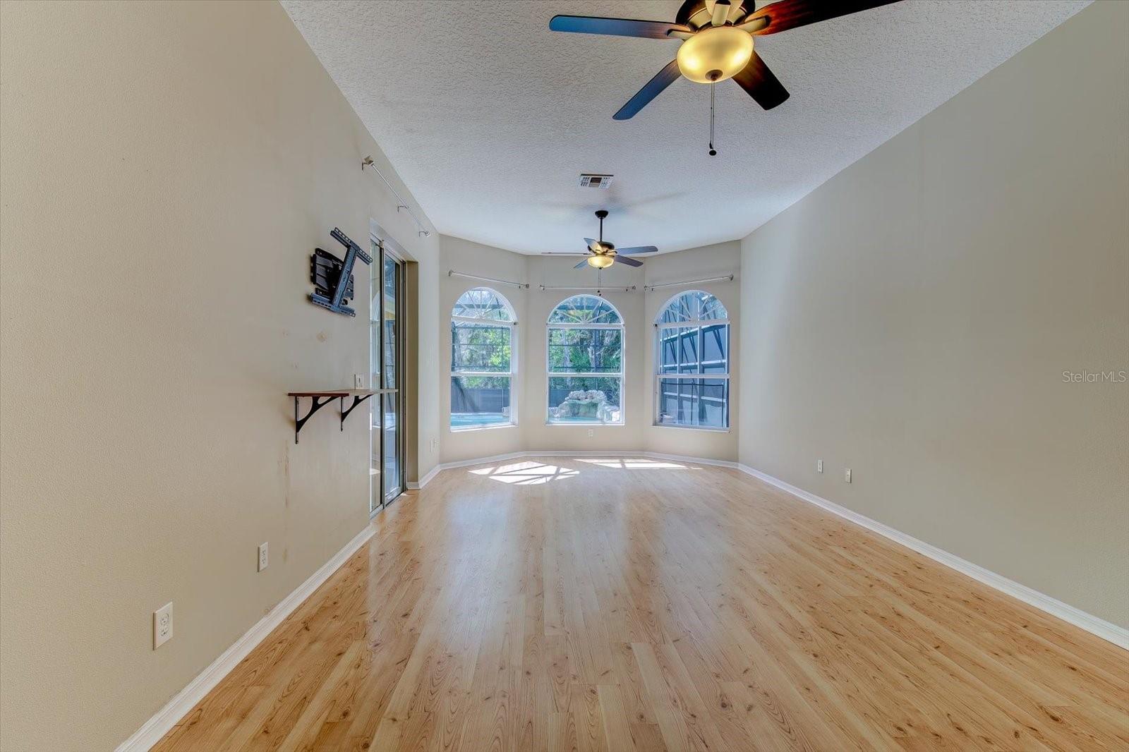 2624 Fawnlake Trail